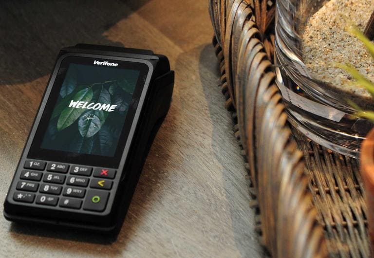 Verifone V240m